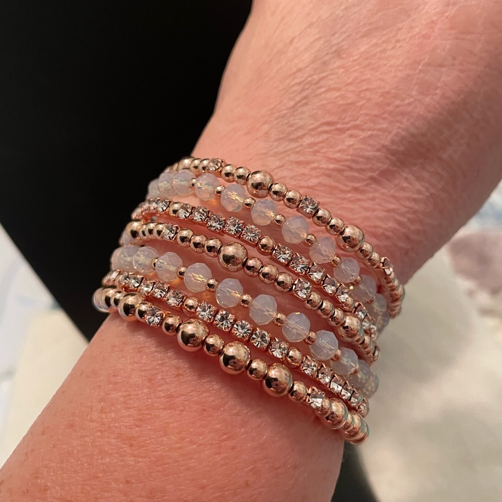 Paparazzi exclusive coil bracelet